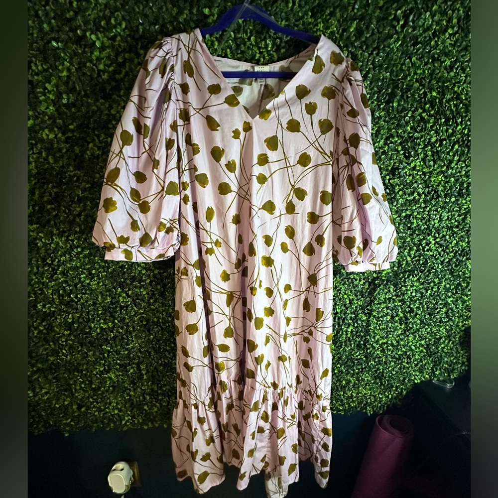 Light pink Lantern Sleeve Plus Size Dress